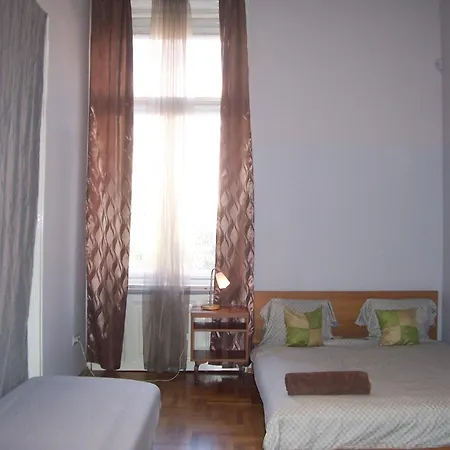 Homestay Peaceland Budapest